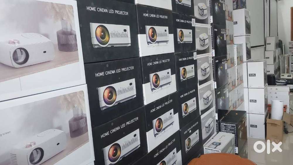 LED 4K 3D PROJECTORS AND SCREENS ANDROID 200 INCHS SIZE WHOLESALE SHOP