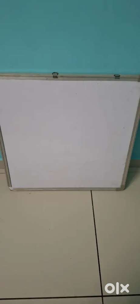 Black & white board for study