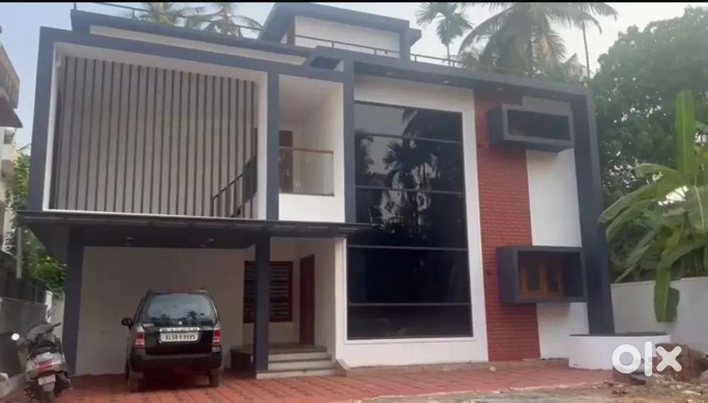 New build 3 BHK house in 10.5 cent