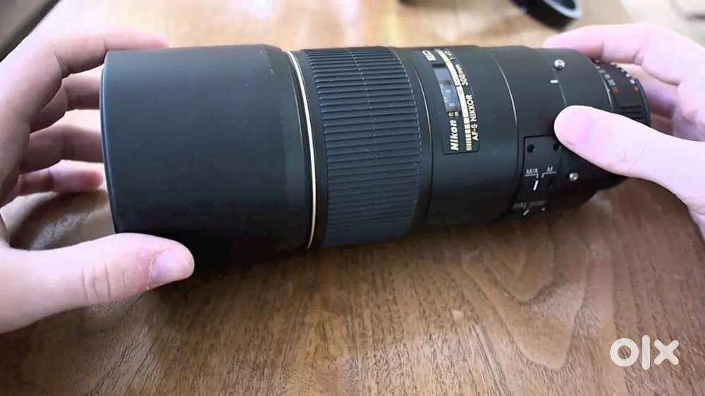 Nikon 300mm F4 lens