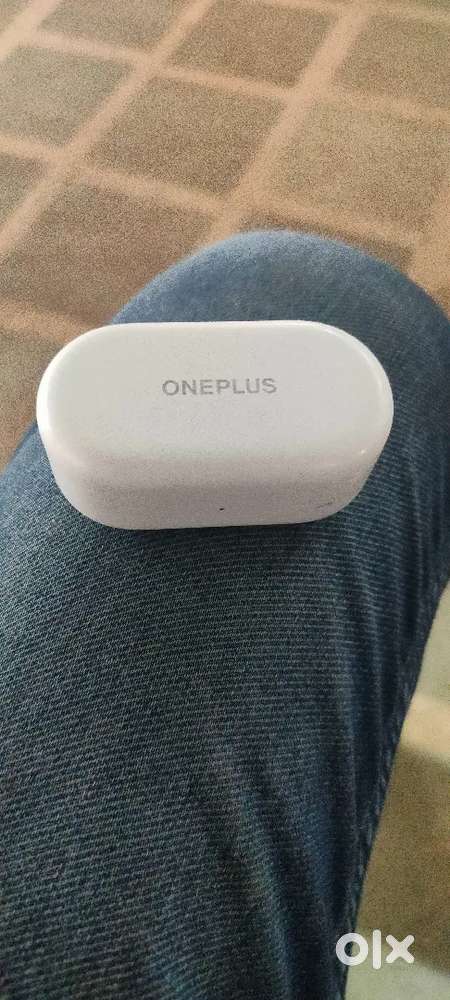 Oneplus blututh box