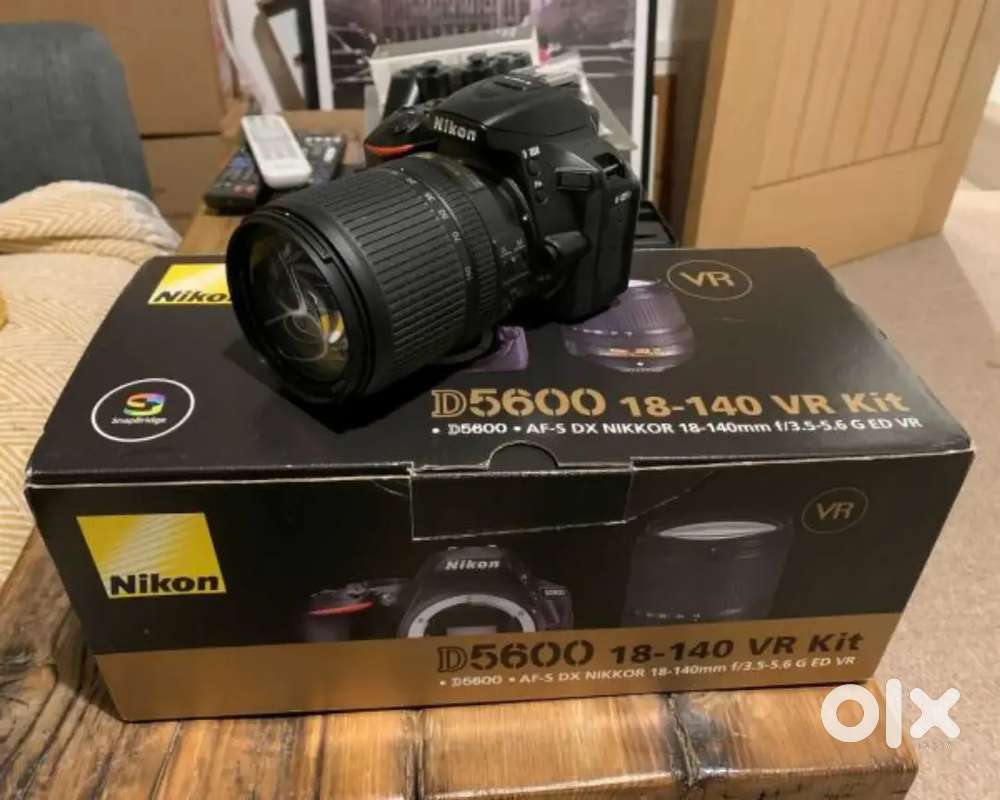 Nikon DSLR 18-140