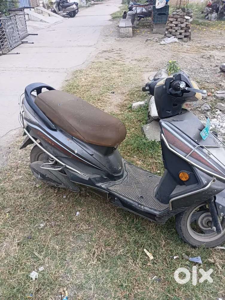 Okinava ride+ running condition 25 thi 28 km chale che lead bettry