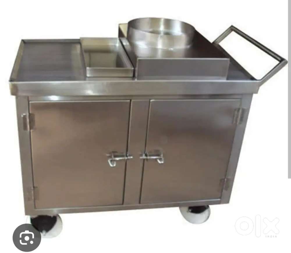 Require boys for food  trolleys in hospital