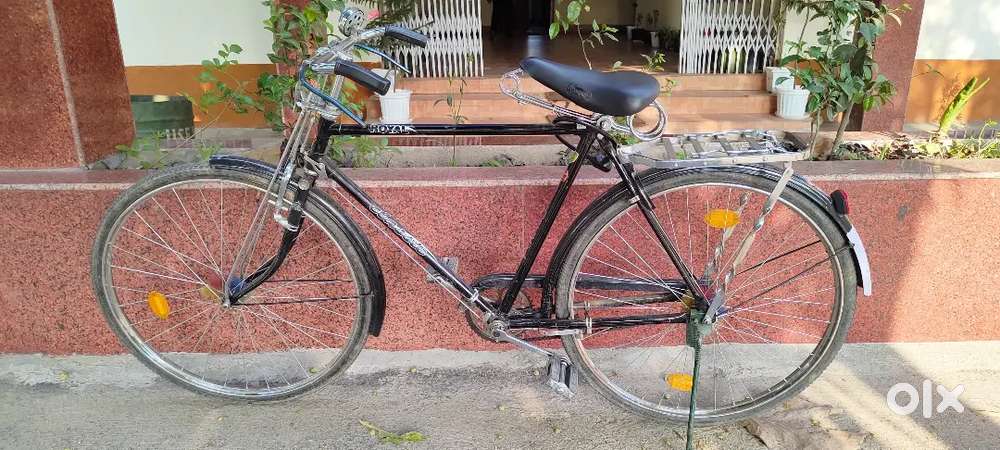 Royal classic black