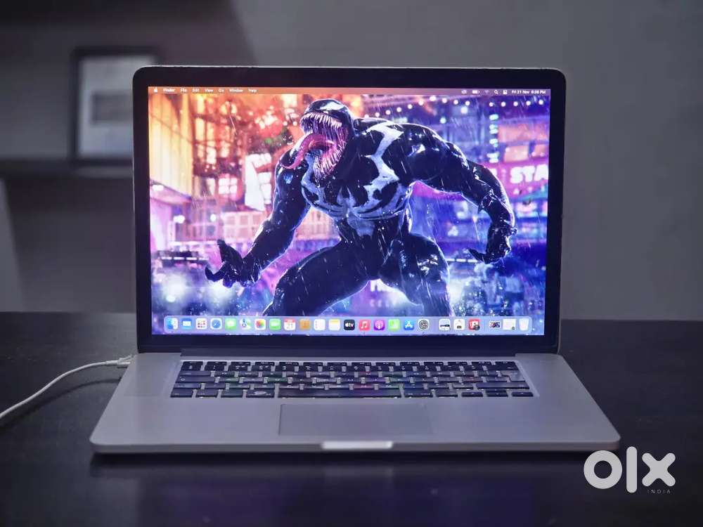 MacGallery Macbook Pro Retina Forced touch 15 inch i7/16gb/256gb