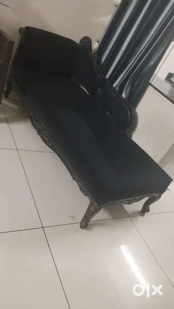 Divan Bed - Best quality black-coloured with soft mattress attached.