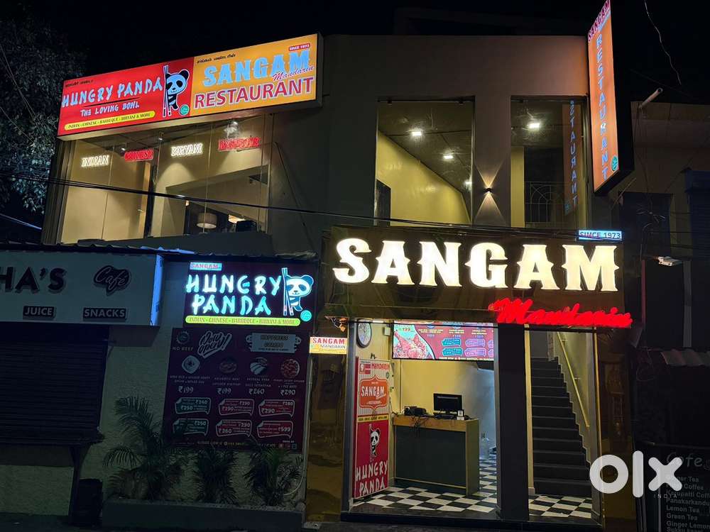 Restaurant captian amd supplier