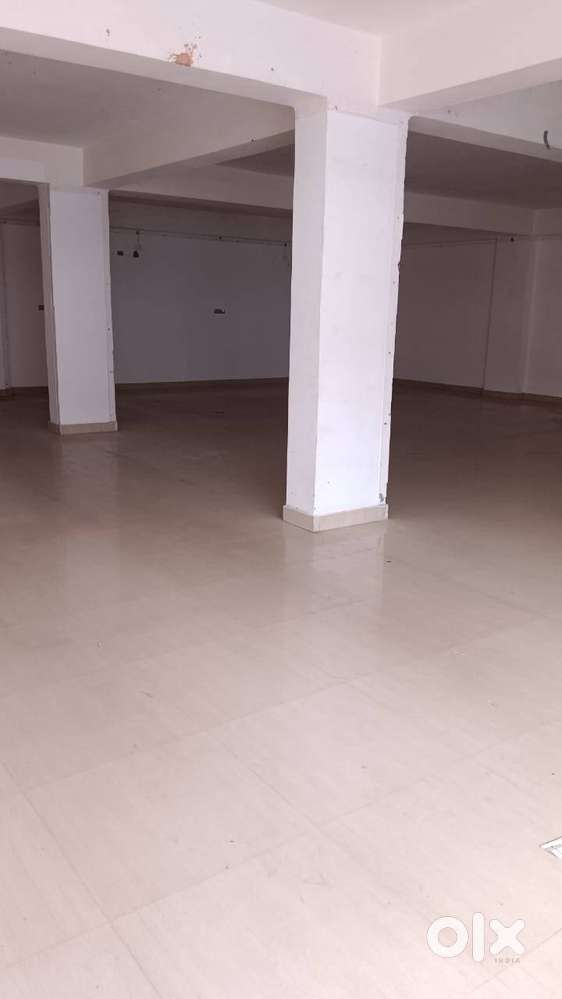 Ground floor shop for rent at Uzan Bazaar