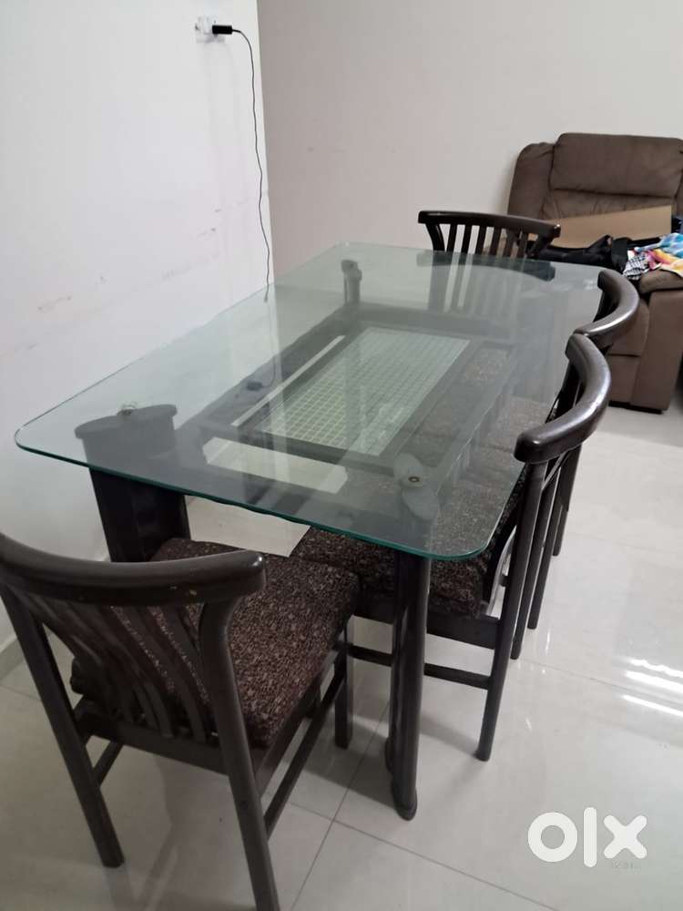 Dinning table