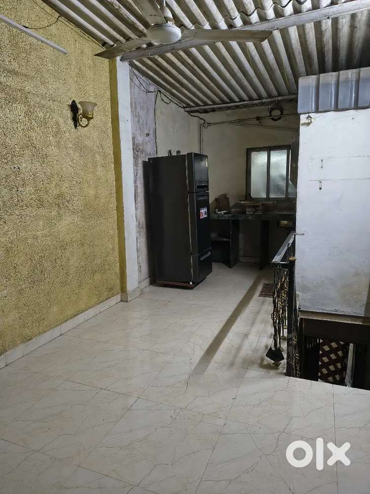 Chawl room for rent @16000 rent 1 lakh deposit