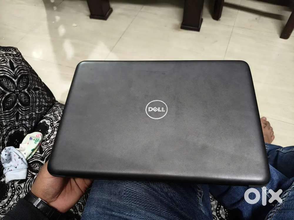 Dell Latitude 3380 Laptop