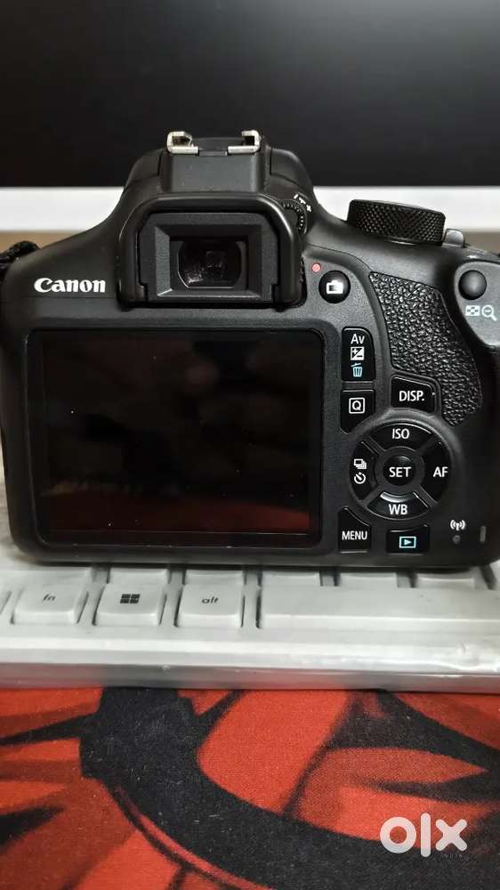 Canon DSLR 1300d for sale