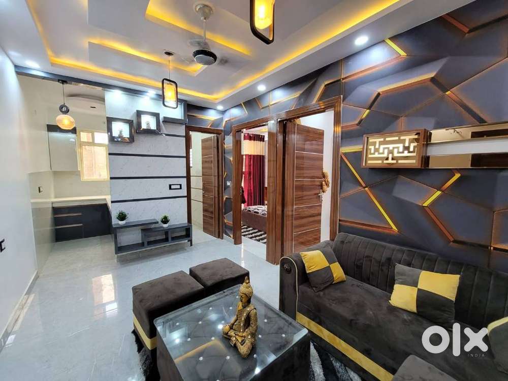 2 BHK fully furnished luxury flat with lift and parking,200 unit free