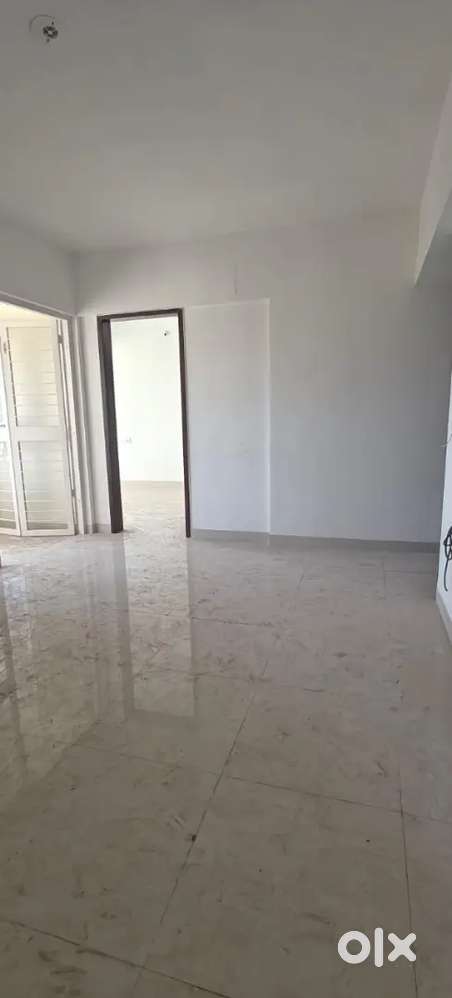 @Moshi 3 Bhk Ready possession