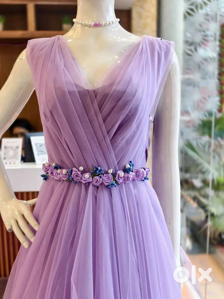 Fashion Designer + sales staff–Kanha Couture