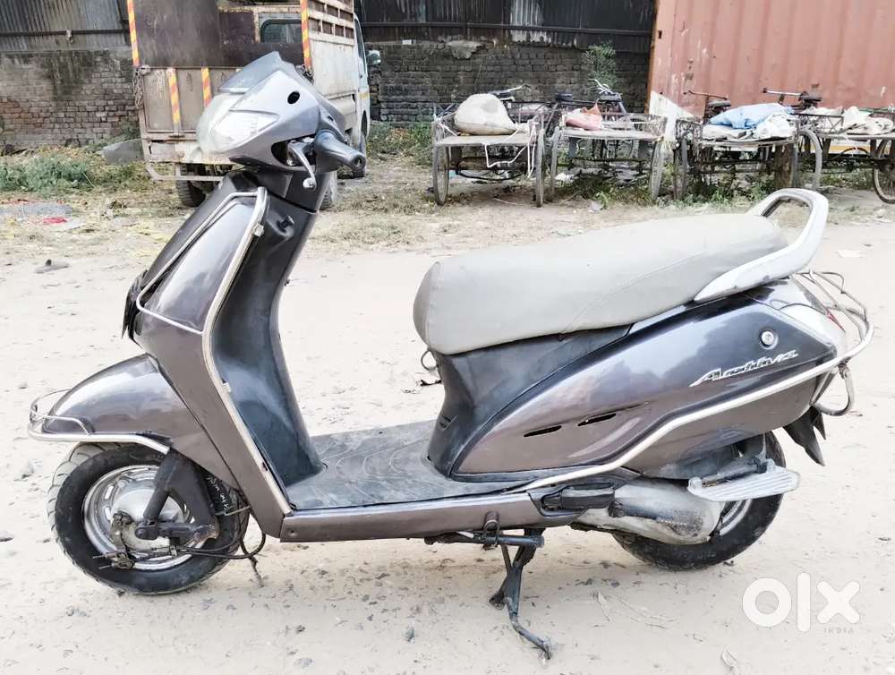 Honda Activa modal 2015 self start Good kandisan kampani eijin