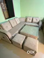 L Sofa 6 seaters+ 2 puffy chair and 1 center table