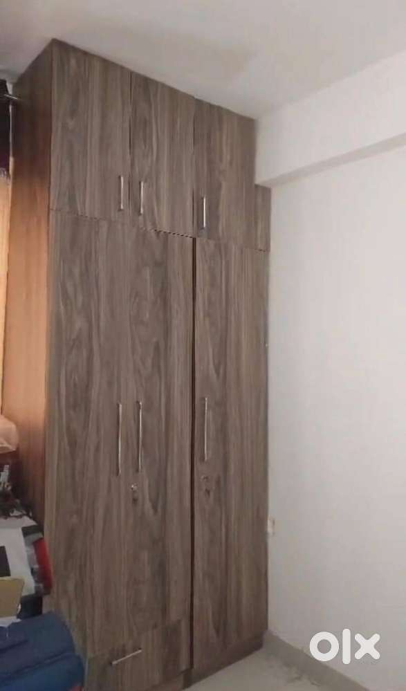 2 BHK Fully Furnished Flat Available for Sale