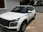 Hyundai Venue 2022 Petrol Well Maintained