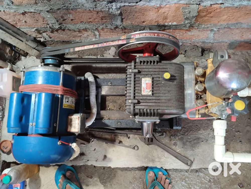 Car washing machine  3 hp motor only 7 mnth running