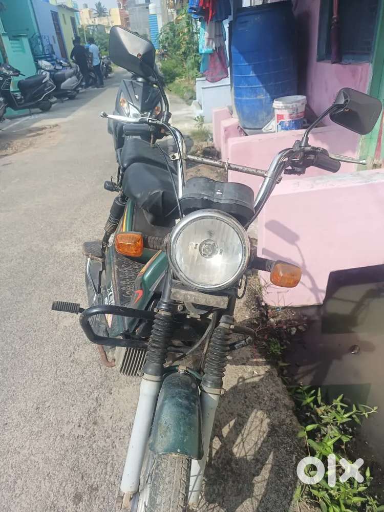 Xl-100 fresh condition not any scratches price was very low