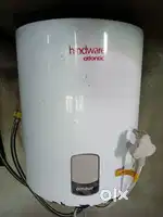 Hindware 15 L Storage Water Geyser (AMOUR , white)
