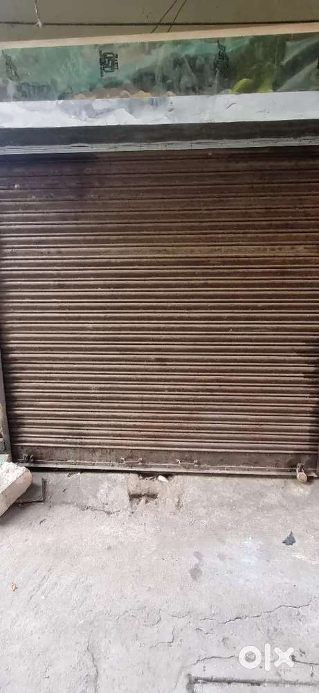 Shop for rent ground floor