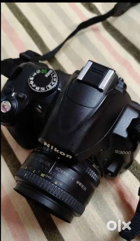 Nikon D3000 SLR camera