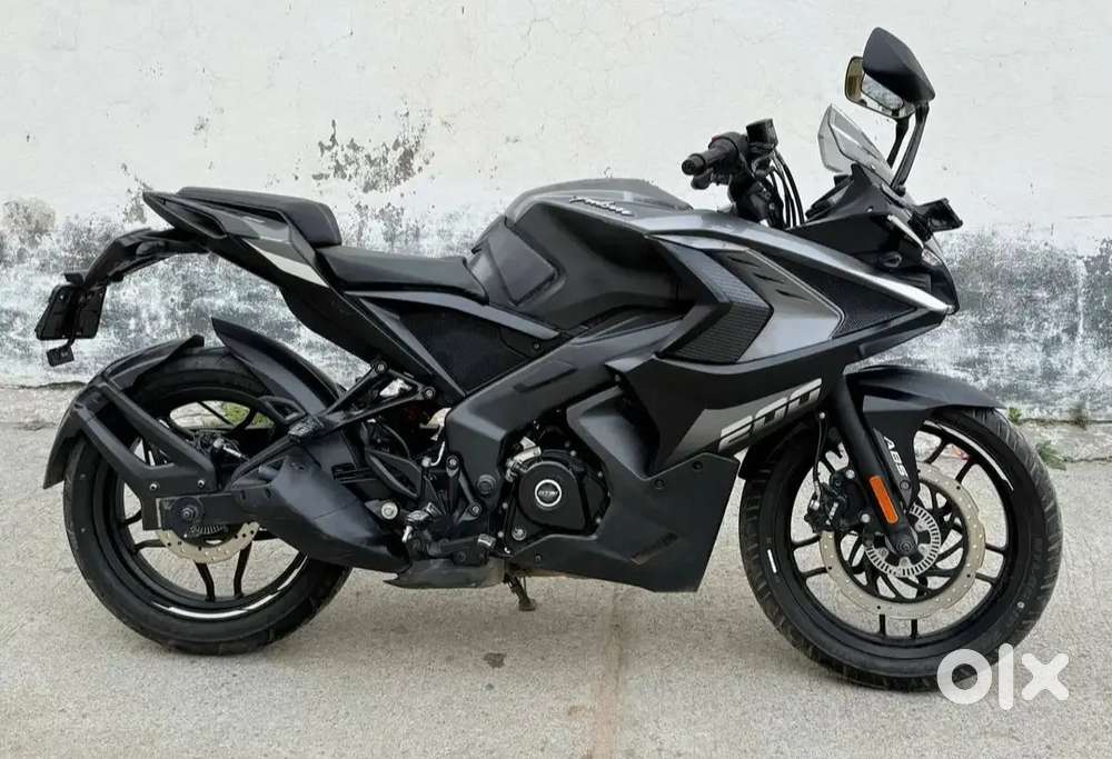 Pulsar Rs 200