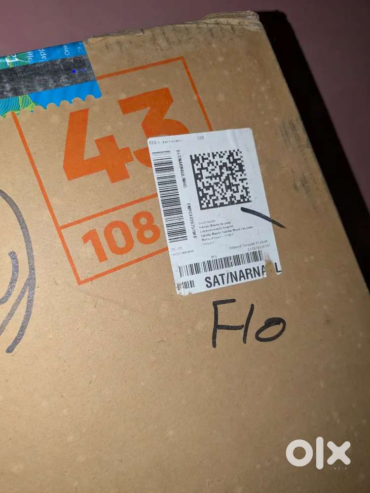 43 inch led smart TV good condition 2 month