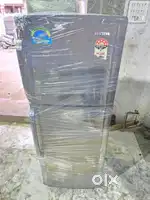 I'd67 Samsung double door 265 litre fridge