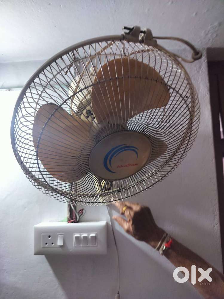 Fan selling