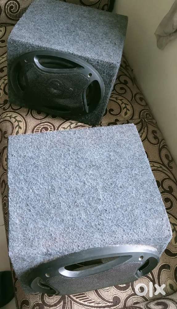 Speakers for car