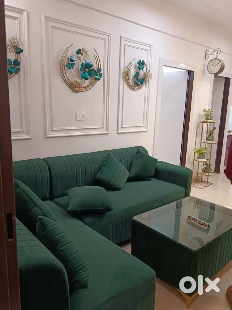 3 bhk plus store room ready to move on road