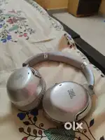 Head phone