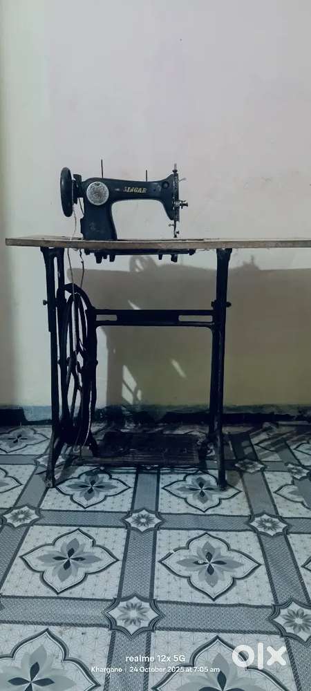 Silai machine and computer tabel dena he