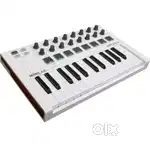 MIDI - KEYBOARD WITH LICENCE KEY FOR ARTURIA LAB