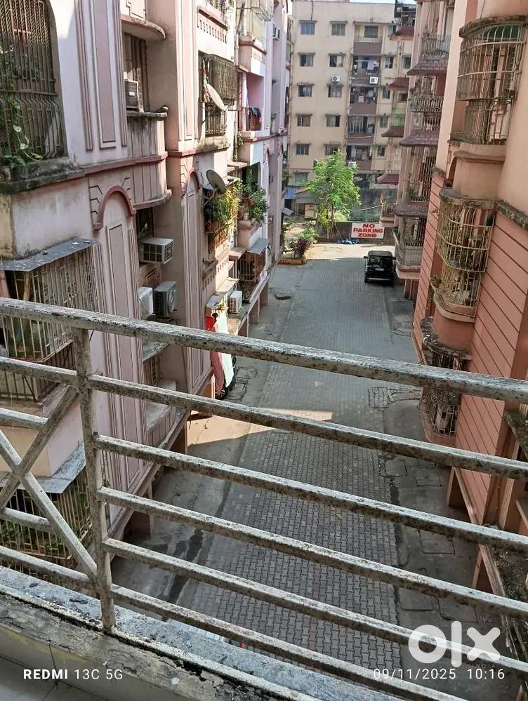 FLAT AVAILABLE FOR RENT AT MAIN ROAD SHER E PUNJAB CHOWK ADITYAPUR