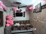 Flat with shop