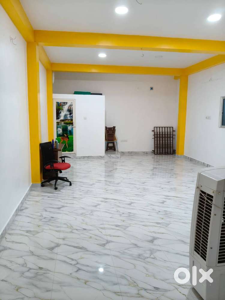 Brand new commercial space available for rent!