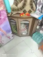Corner display trolley