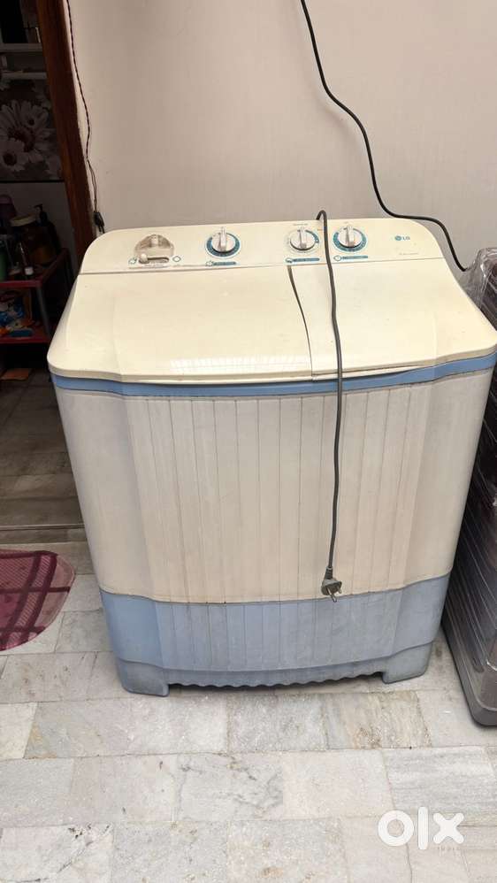 LG Semi auto washing machine, 6.2 kg + Pipe set