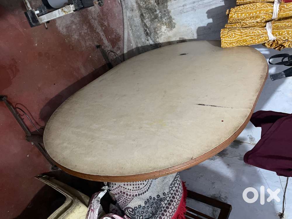 Folding dining table