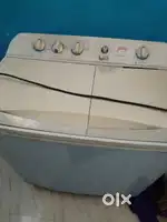 Godrej semi automatic washing mechane