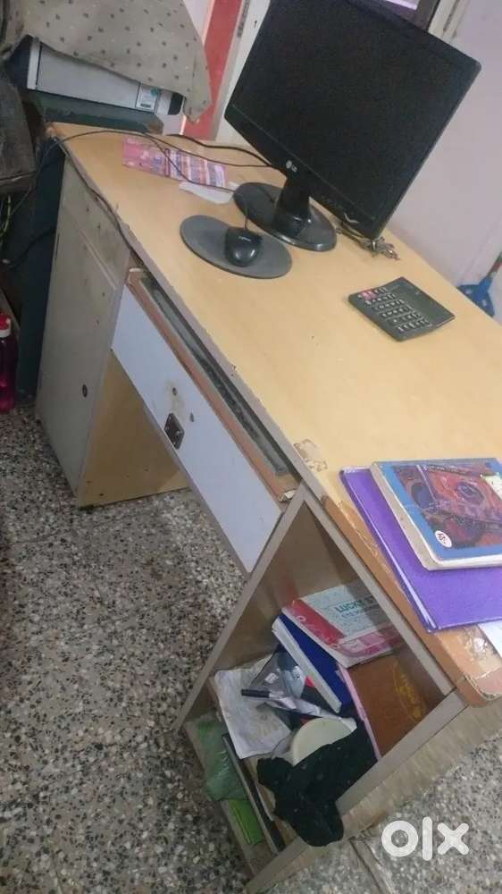 Computer table and chair
