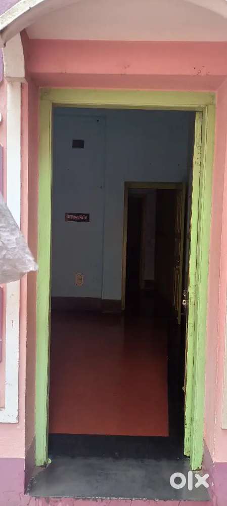 Only Muslim family rent