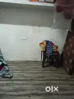 Ek roommate chahiye marimata square per room lena hai