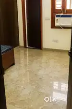 Need Roommate