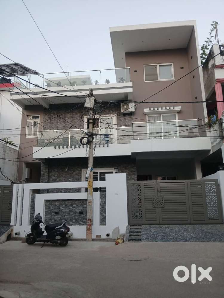 1 room kitchen and washroom attached well vantilated pant house